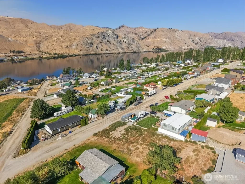 204 Willow View Drive Orondo WA 98843
