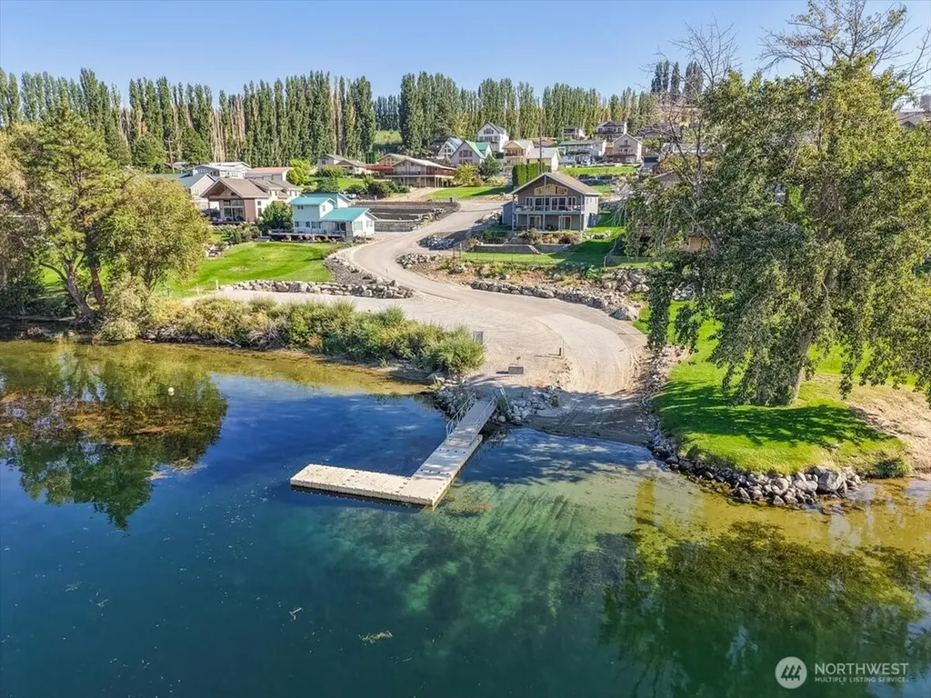 204 Willow View Drive Orondo WA 98843