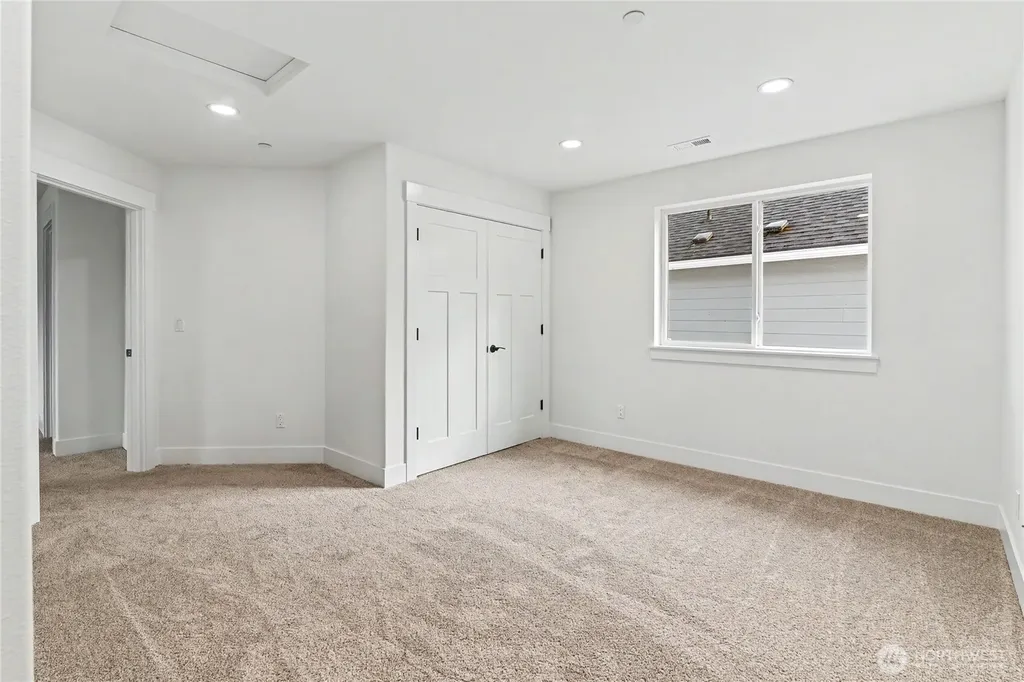 7651 Deschutes Heights Court SE Tumwater WA 98501