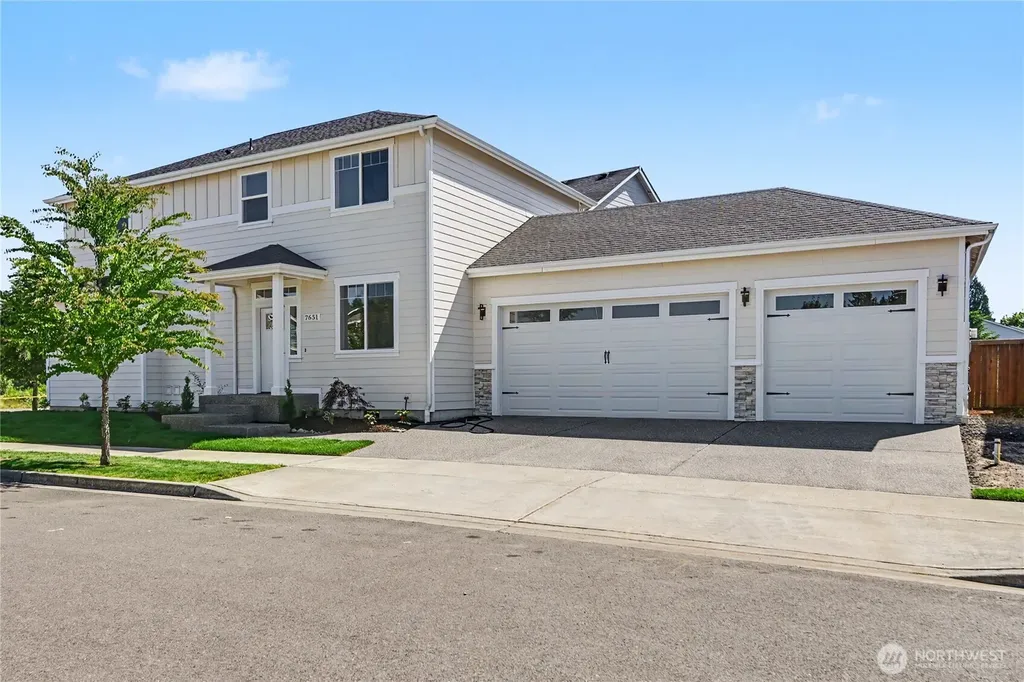 7651 Deschutes Heights Court SE Tumwater WA 98501