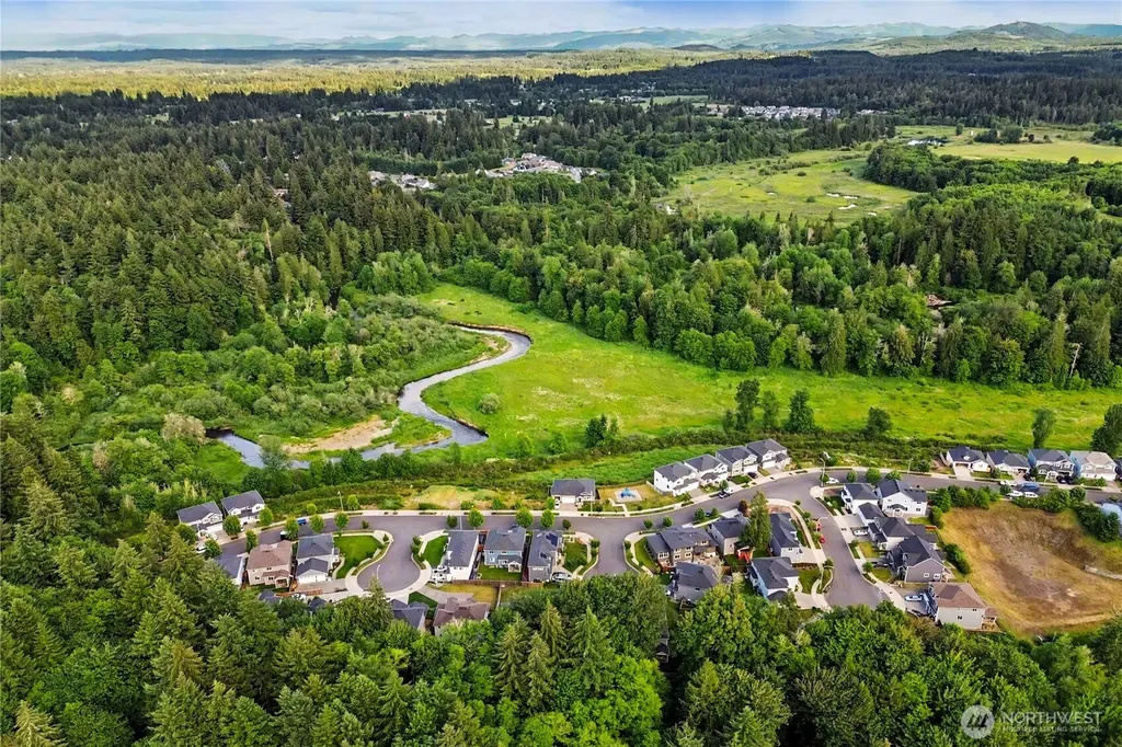 7651 Deschutes Heights Court SE Tumwater WA 98501