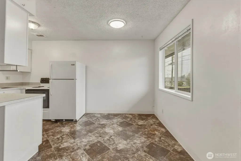 504 N 7th Avenue Kelso WA 98626