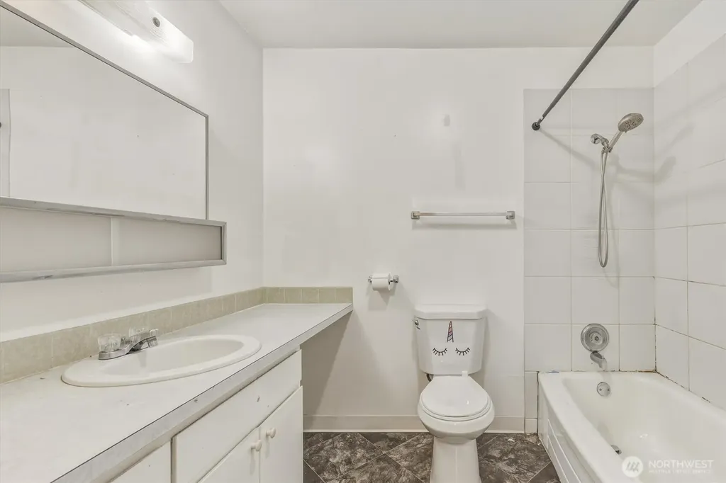 504 N 7th Avenue Kelso WA 98626