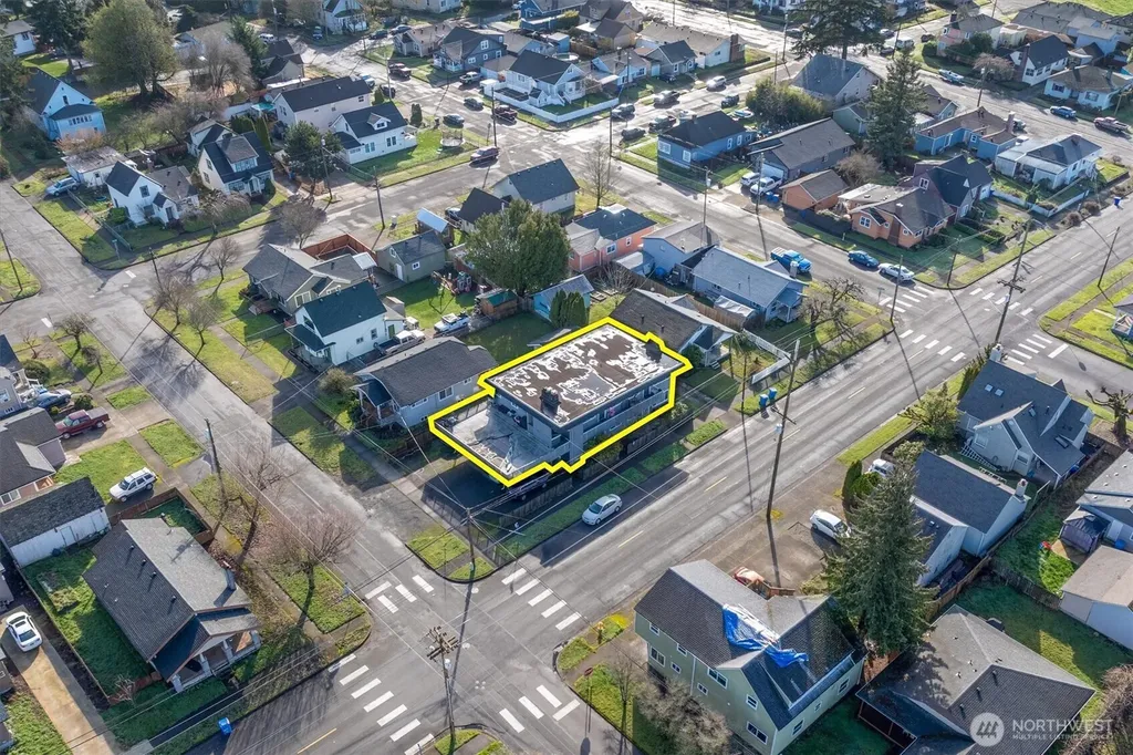 504 N 7th Avenue Kelso WA 98626