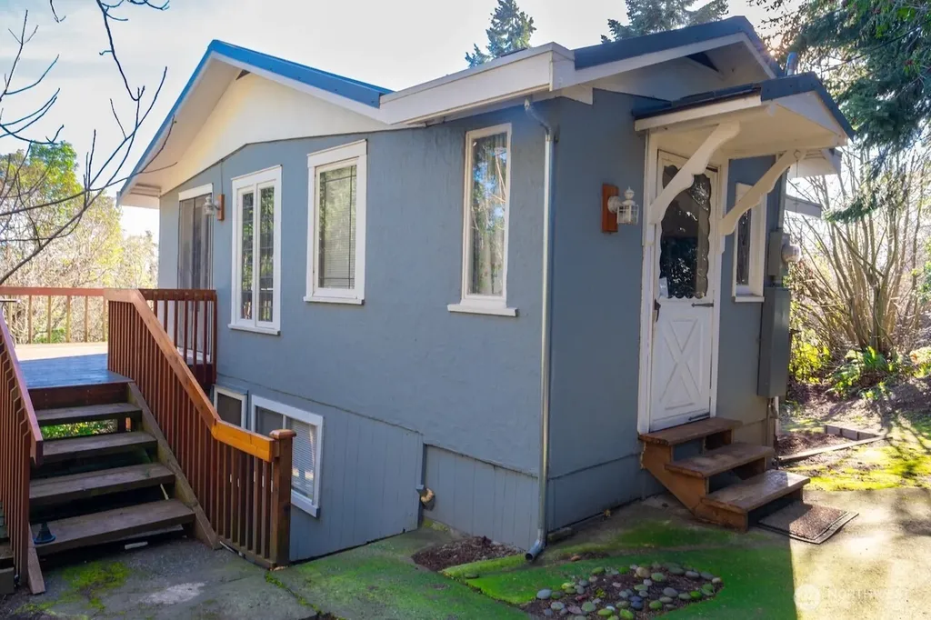24310 47th Avenue SW Vashon WA 98070