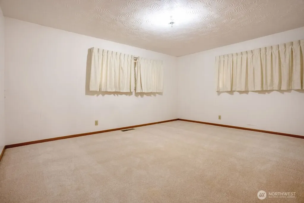 2209 42nd Avenue Longview WA 98632