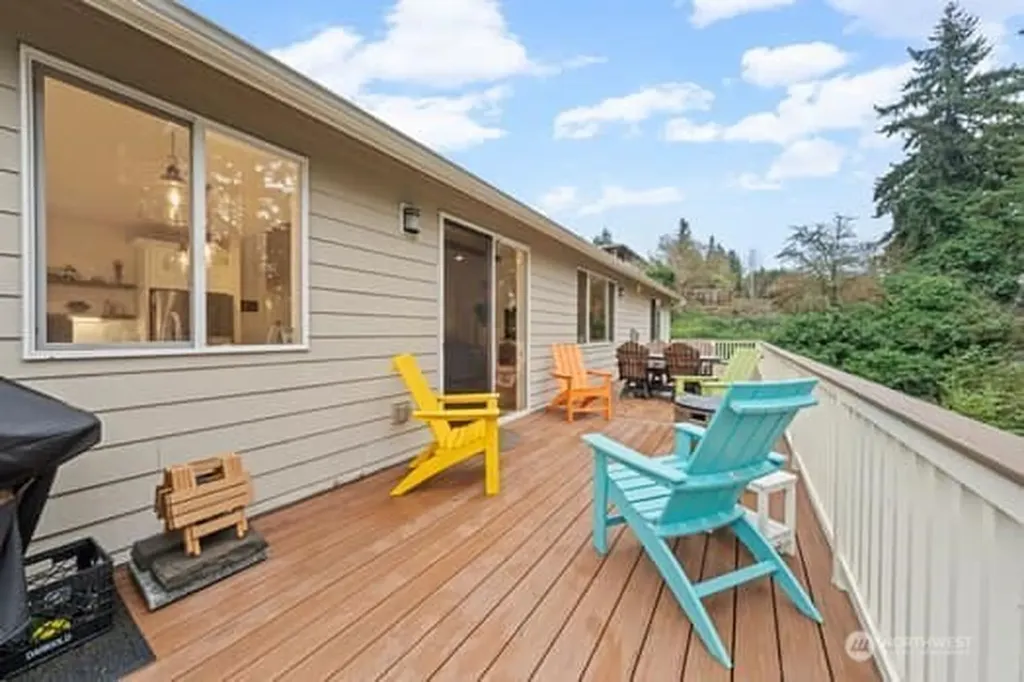 10218 45th Street E Edgewood WA 98372