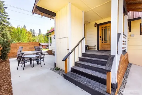 1112 Commercial Street Leavenworth WA 98826