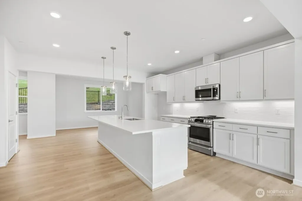 13210 NE 127th Way Kirkland WA 98034