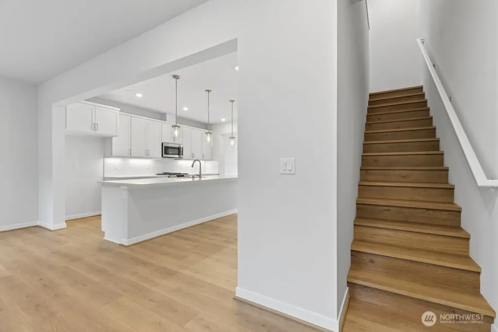 13210 NE 127th Way Kirkland WA 98034