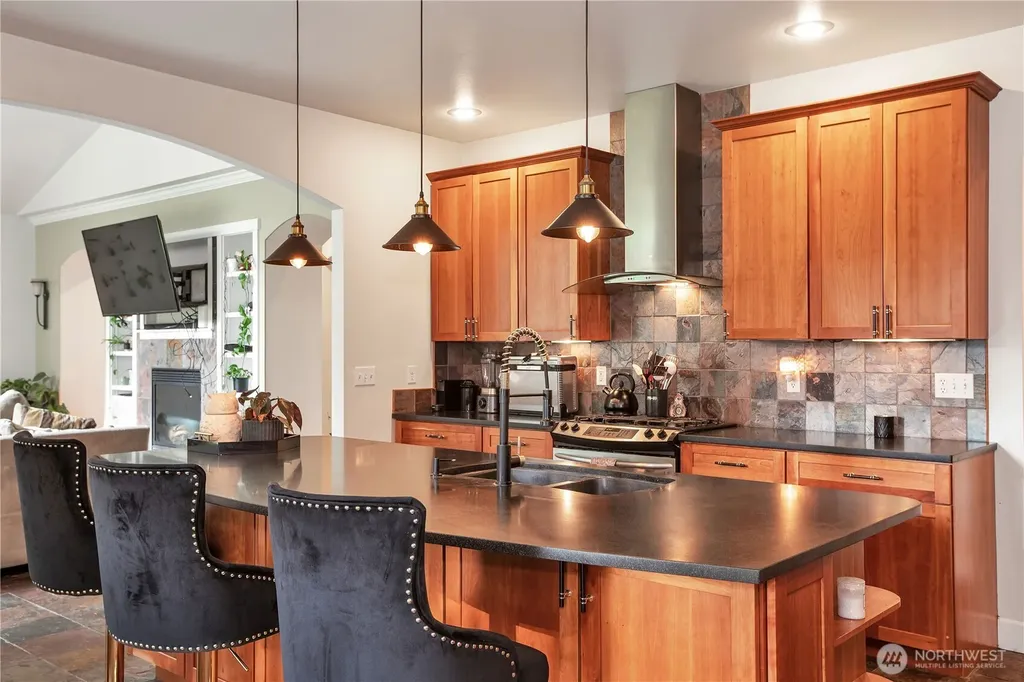 2744 Carpenter Road SE Lacey WA 98503