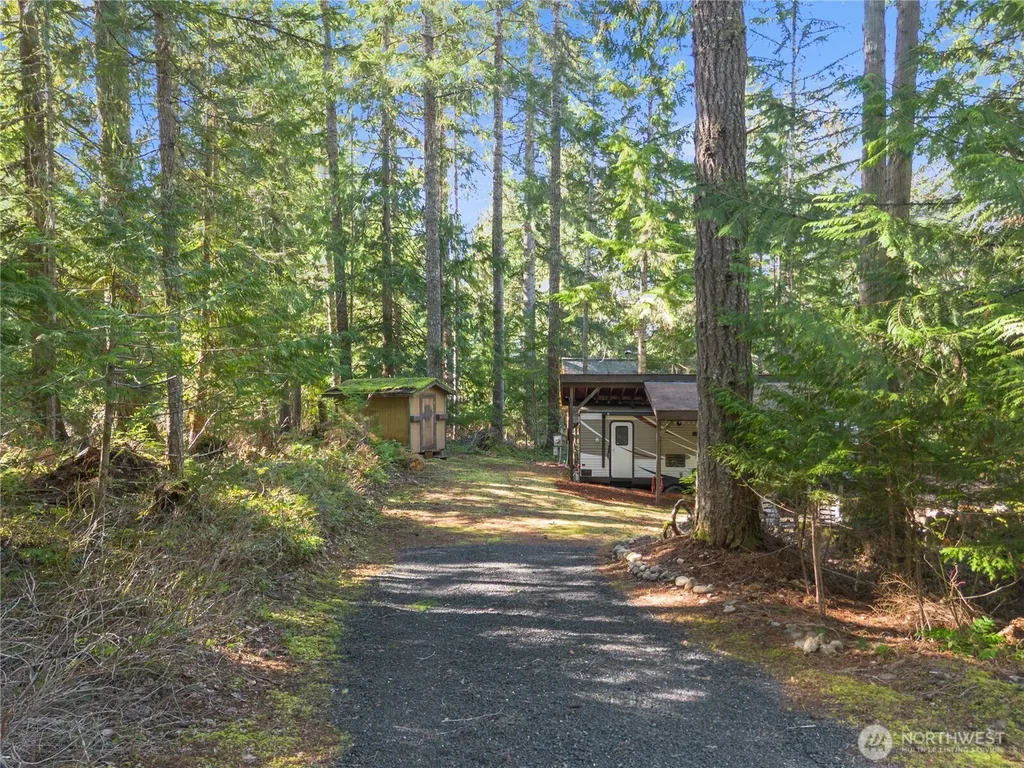 11 N Kitsap Place N Hoodsport WA 98548