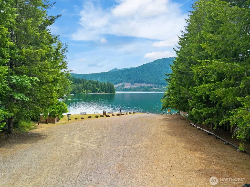 11 N Kitsap Place N Hoodsport WA 98548
