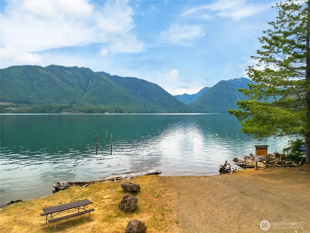 11 N Kitsap Place N Hoodsport WA 98548