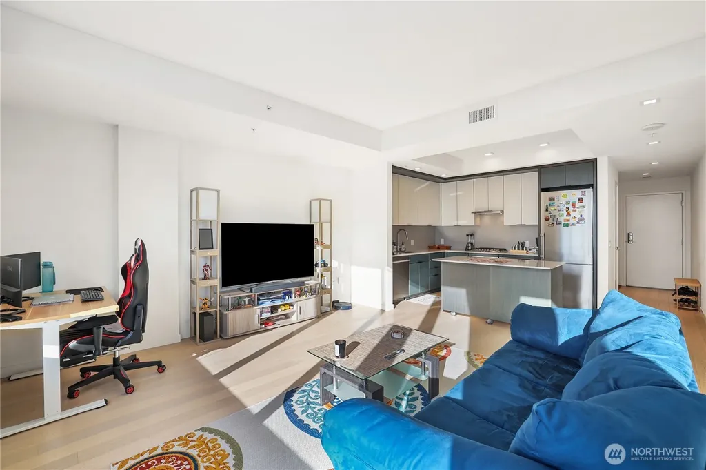 590 1st Avenue S Seattle WA 98104