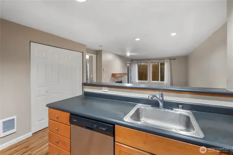 26339 116th Avenue SE Kent WA 98030