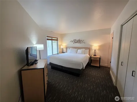 1 Lodge 609-m Manson WA 98831