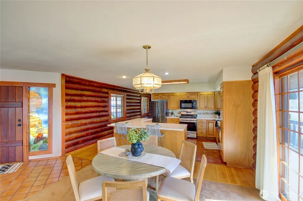 17368 Maple Lane La Conner WA 98257