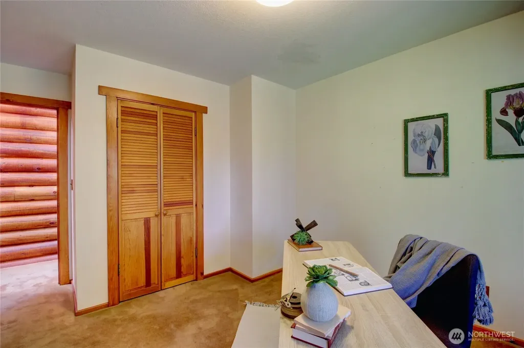 17368 Maple Lane La Conner WA 98257