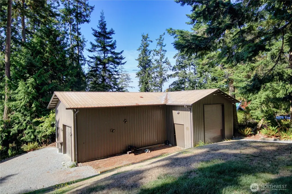 17368 Maple Lane La Conner WA 98257