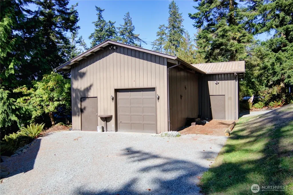 17368 Maple Lane La Conner WA 98257