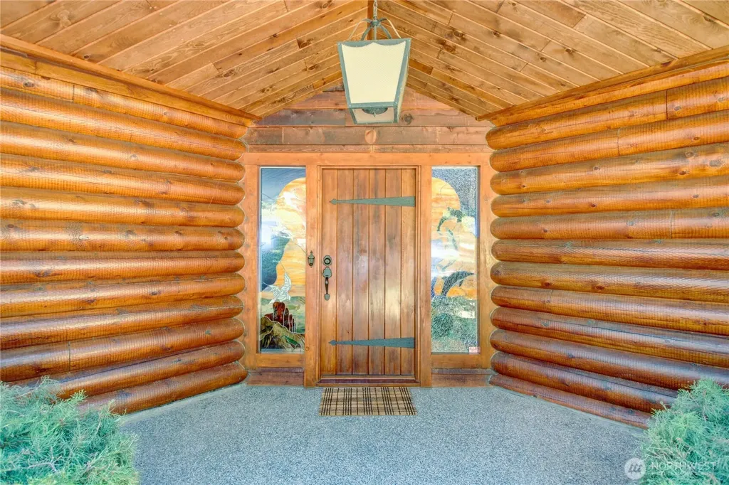 17368 Maple Lane La Conner WA 98257