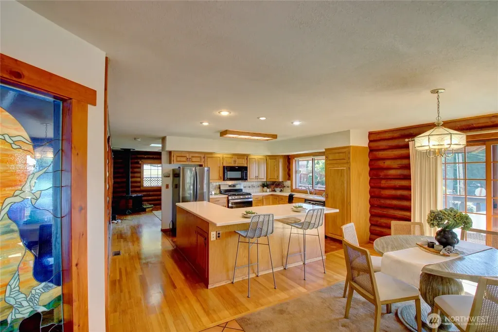 17368 Maple Lane La Conner WA 98257