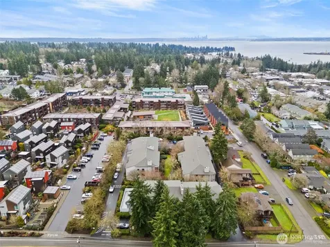 330 Grow Avenue NW Bainbridge Island WA 98110
