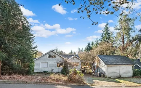 5721 108th Avenue NE Kirkland WA 98033