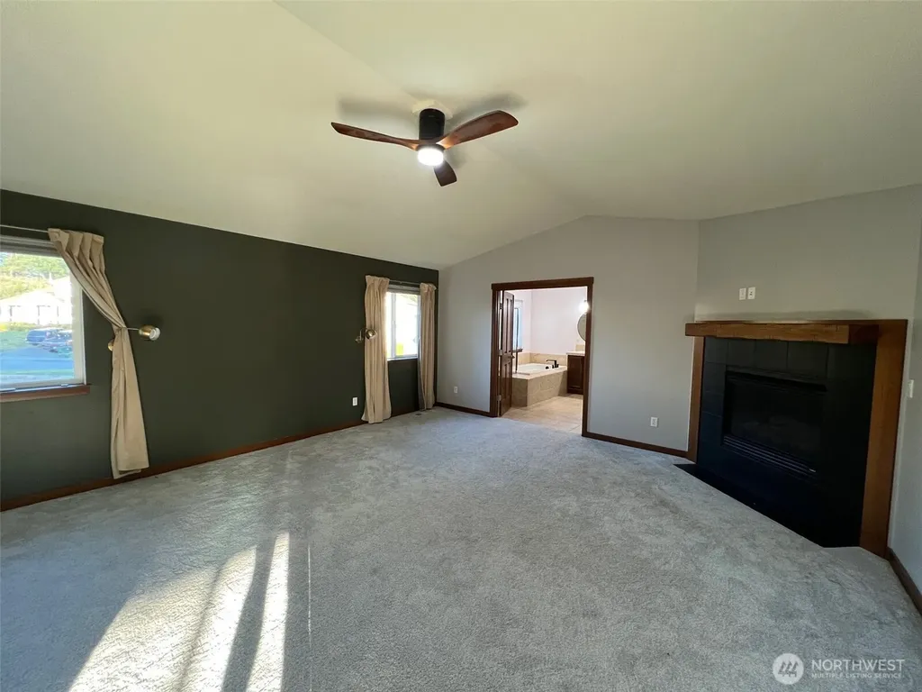 8715 185th Street Ct E Puyallup WA 98375