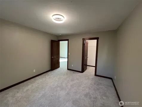 8715 185th Street Ct E Puyallup WA 98375