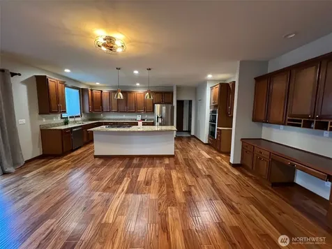 8715 185th Street Ct E Puyallup WA 98375
