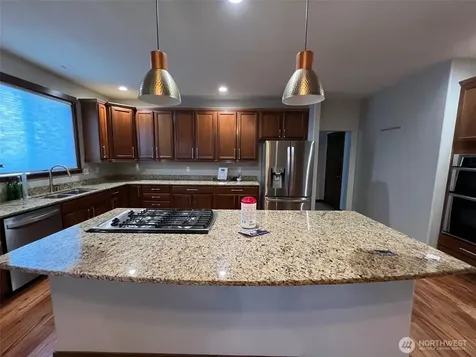 8715 185th Street Ct E Puyallup WA 98375