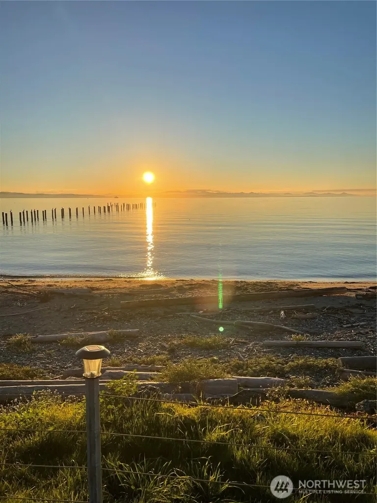 1334 Gulf Road Point Roberts WA 98281