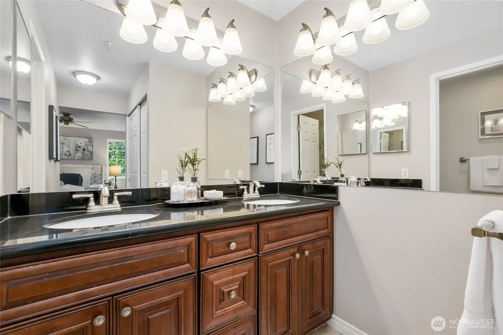 1628 118th Avenue SE Bellevue WA 98005