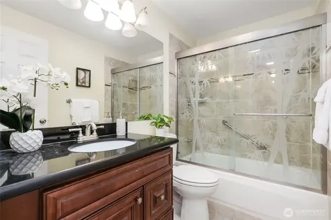 1628 118th Avenue SE Bellevue WA 98005