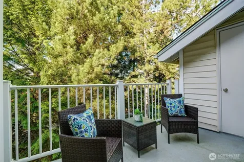 1628 118th Avenue SE Bellevue WA 98005