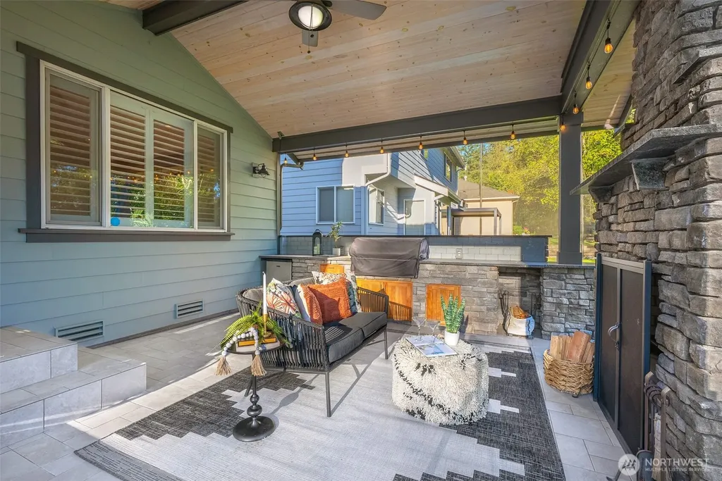 7216 Hawksview Drive Arlington WA 98223