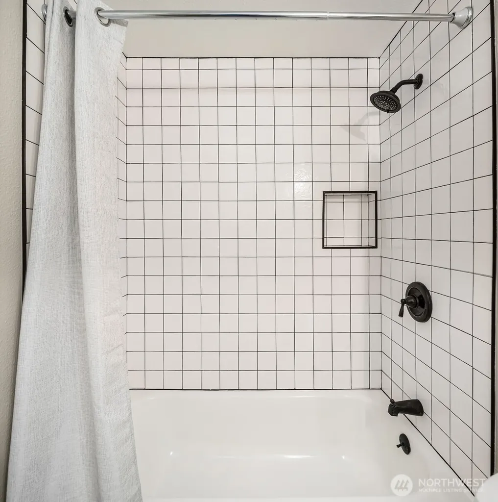 4308 NE Sunset Boulevard Renton WA 98059