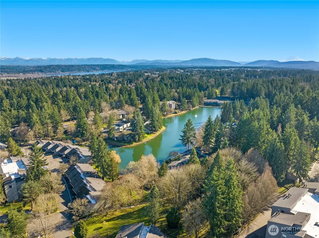 6439 139th Avenue NE Redmond WA 98052