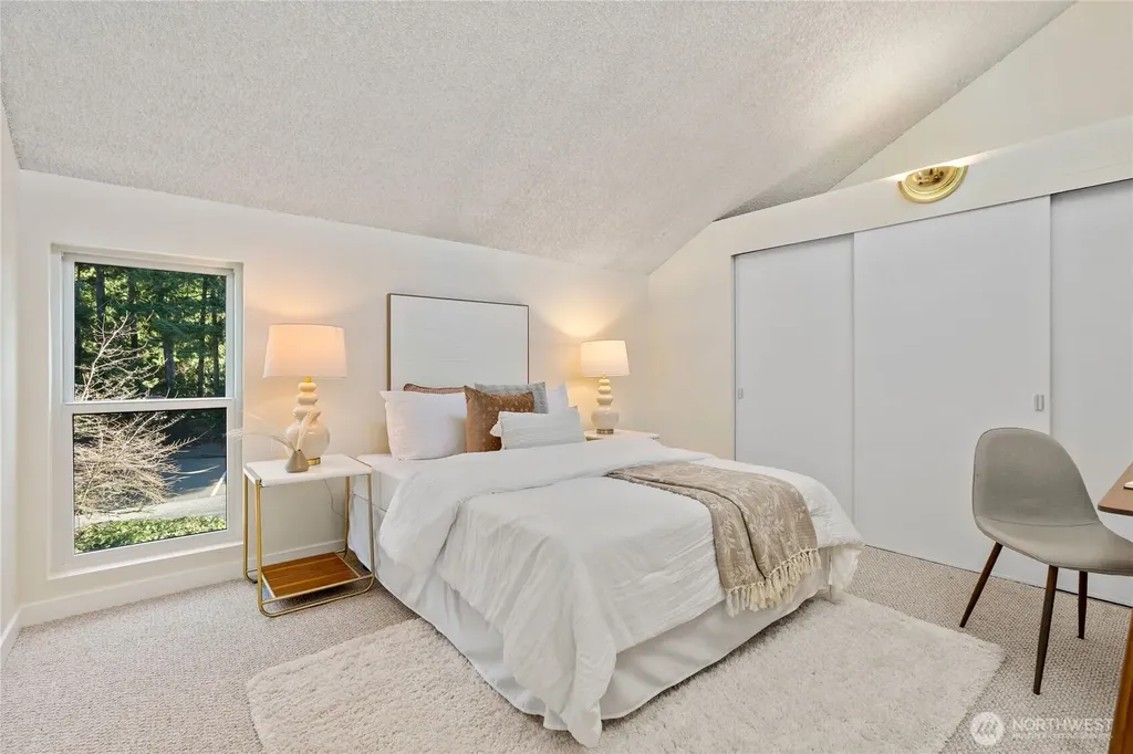 6439 139th Avenue NE Redmond WA 98052