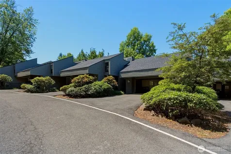6439 139th Avenue NE Redmond WA 98052