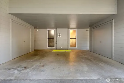 6439 139th Avenue NE Redmond WA 98052