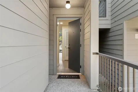 6439 139th Avenue NE Redmond WA 98052