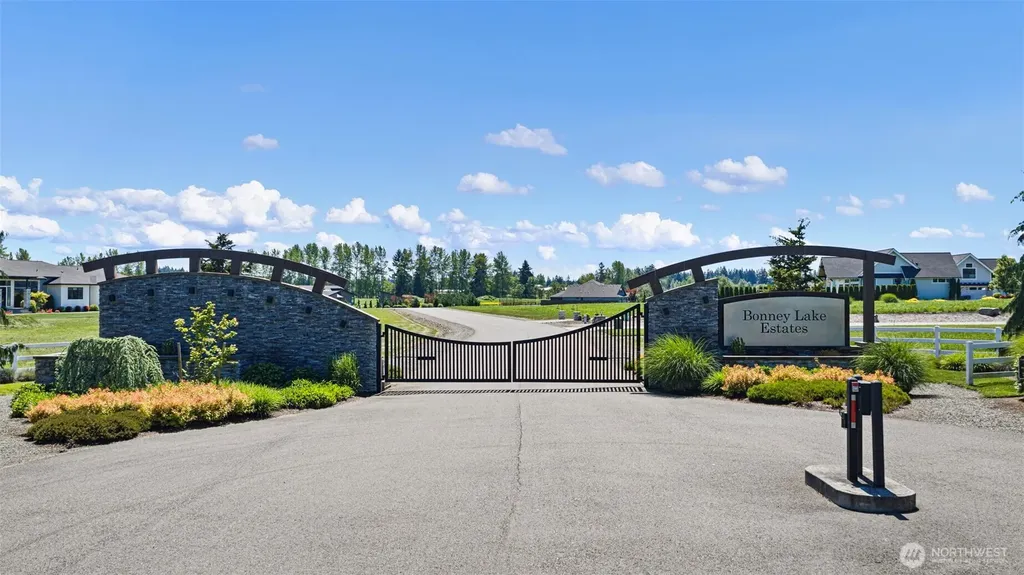 23715 70th Street E Buckley WA 98321