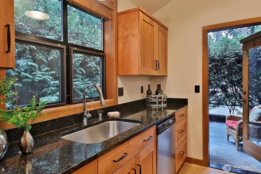 313 Edgecliff Drive Langley WA 98260