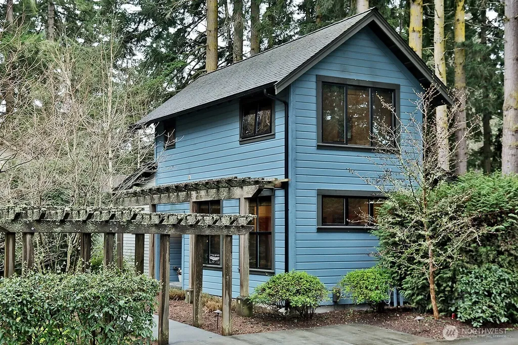 313 Edgecliff Drive Langley WA 98260