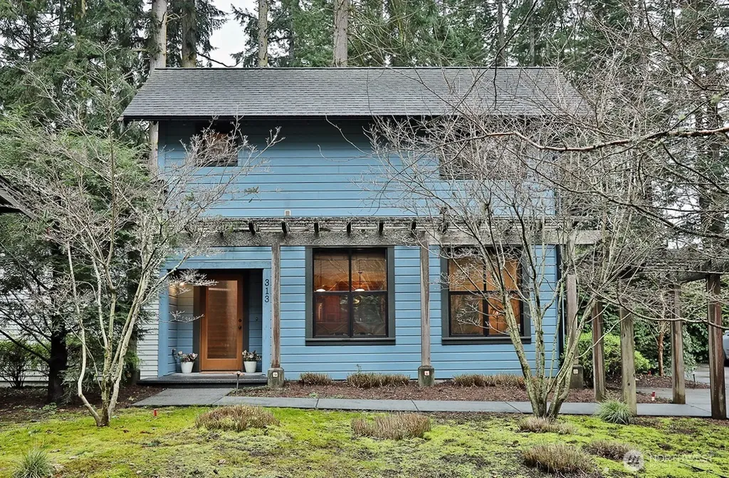 313 Edgecliff Drive Langley WA 98260
