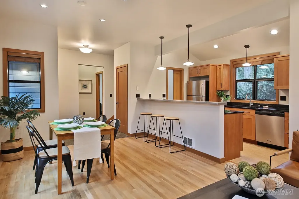 313 Edgecliff Drive Langley WA 98260