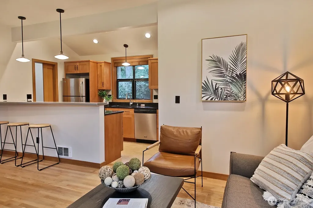 313 Edgecliff Drive Langley WA 98260
